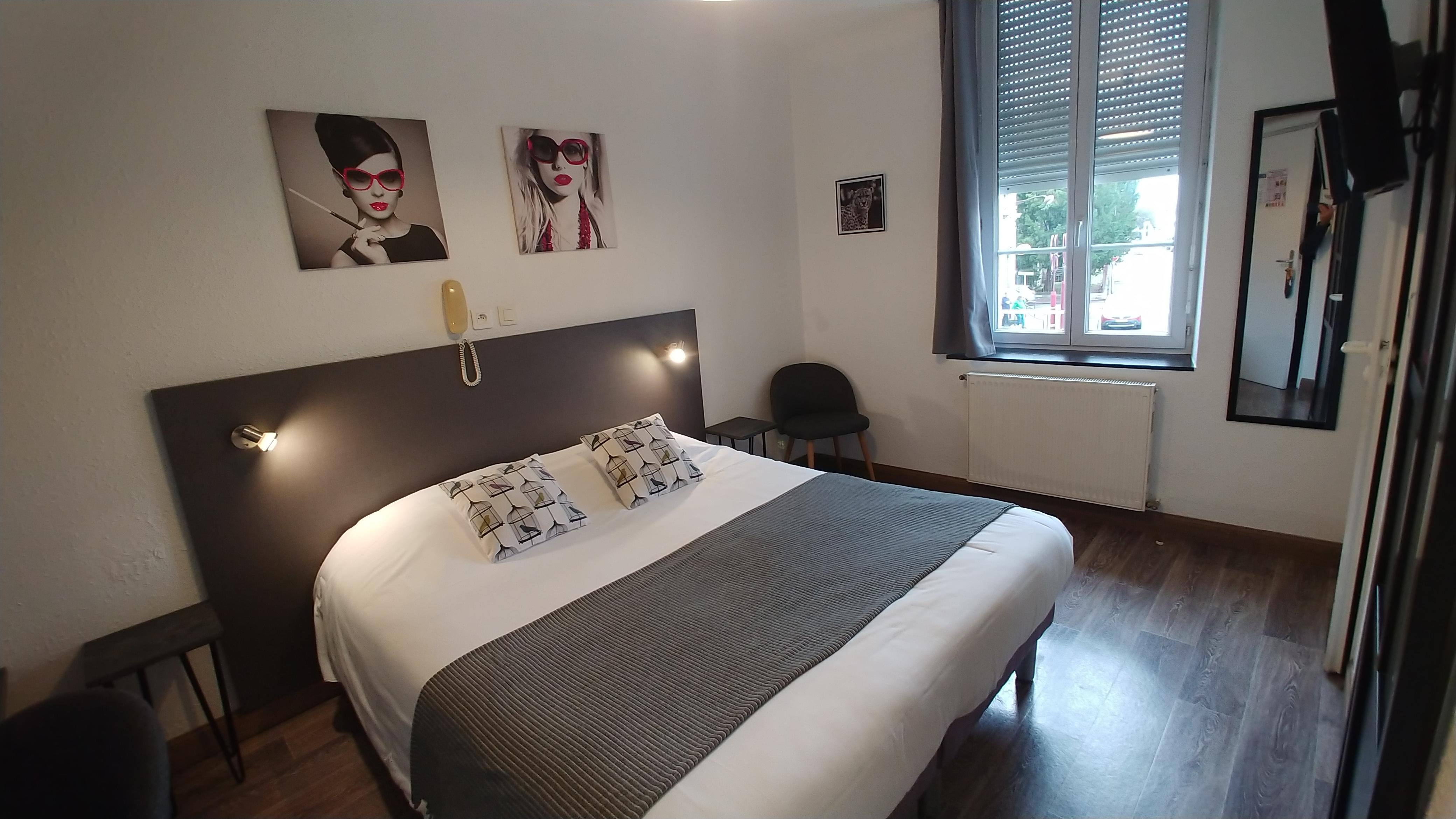 Cit'Hotel Le Cheval Blanc Cognac Centre מראה חיצוני תמונה