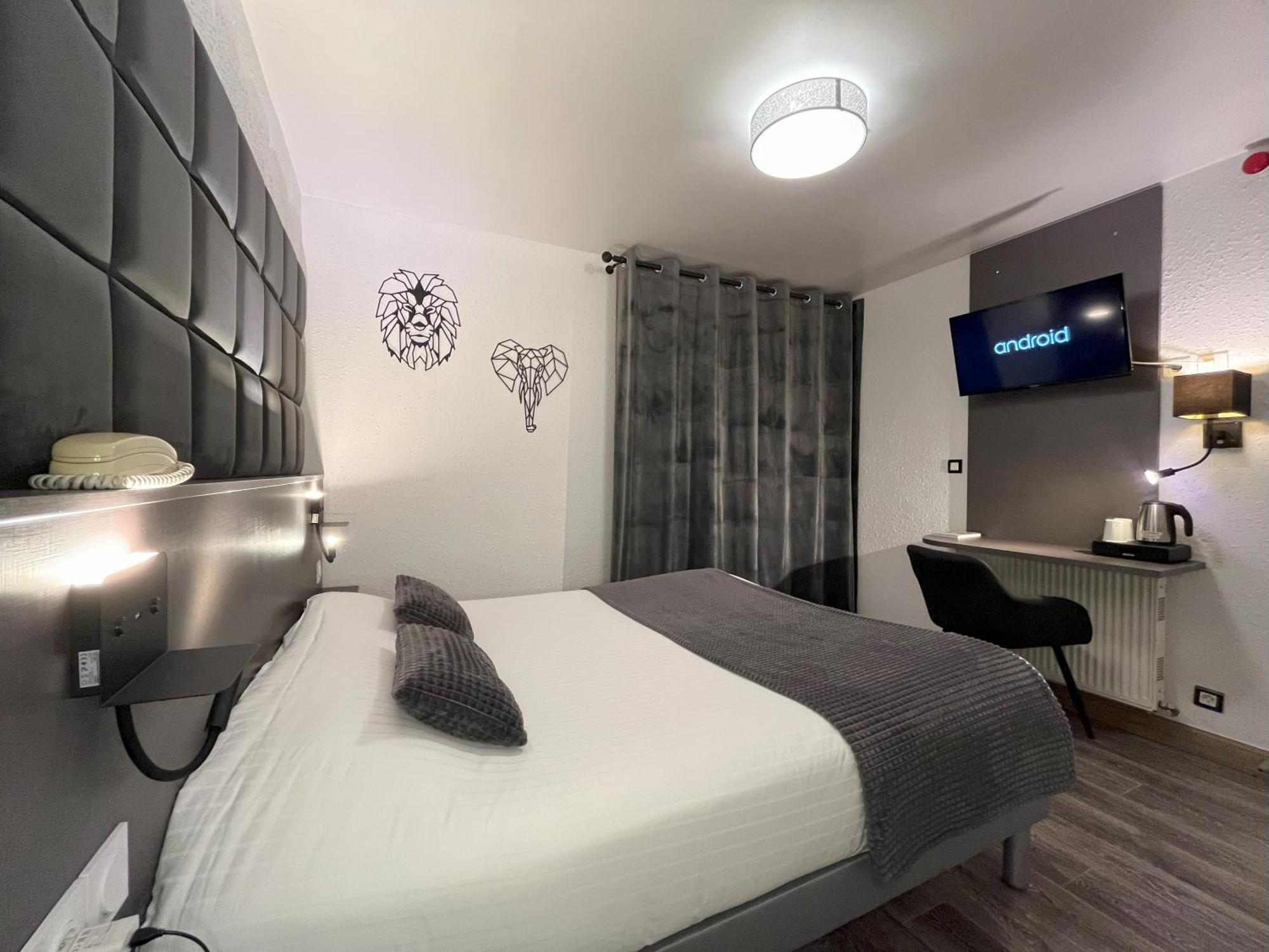 Cit'Hotel Le Cheval Blanc Cognac Centre מראה חיצוני תמונה