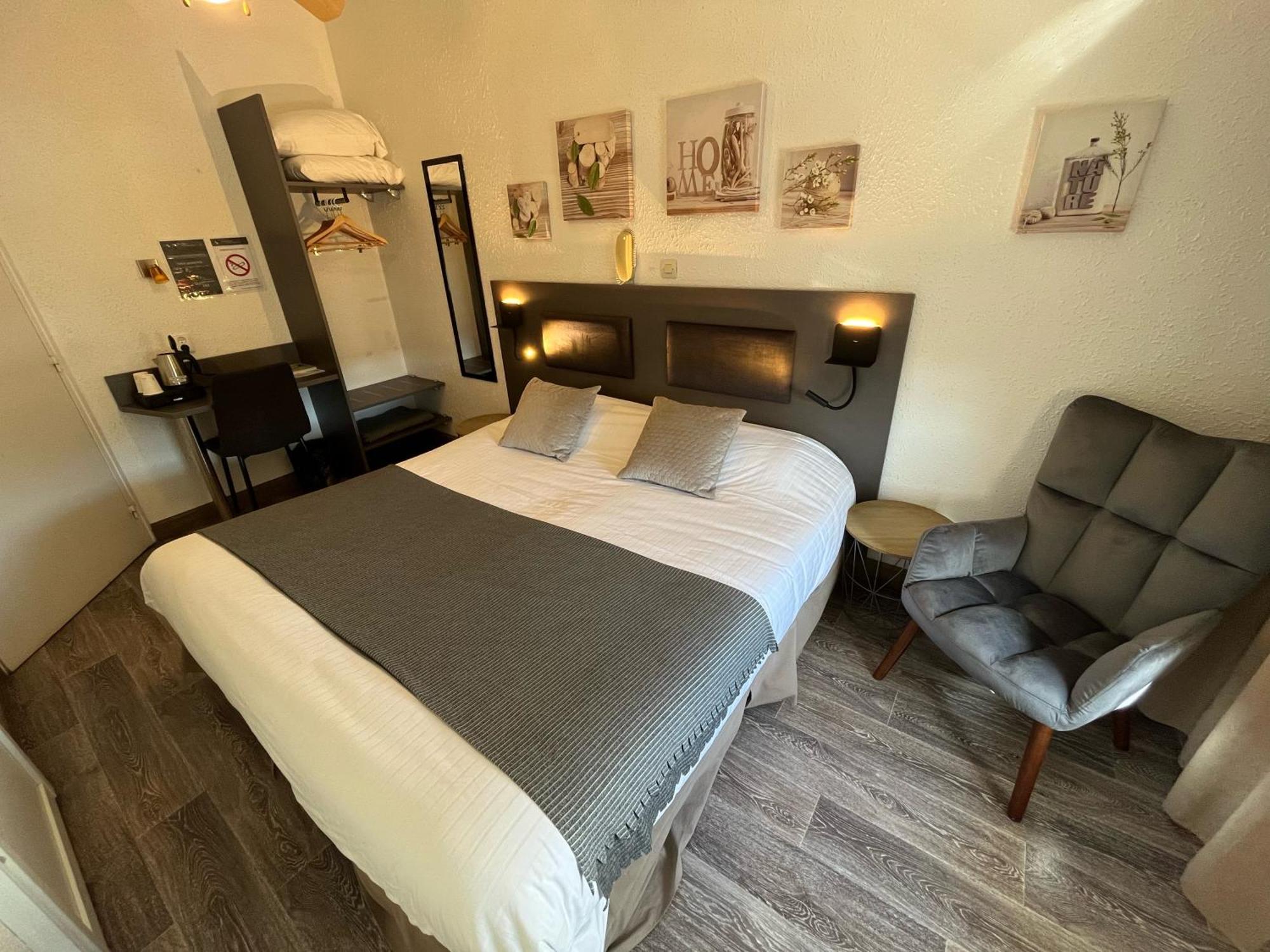 Cit'Hotel Le Cheval Blanc Cognac Centre מראה חיצוני תמונה